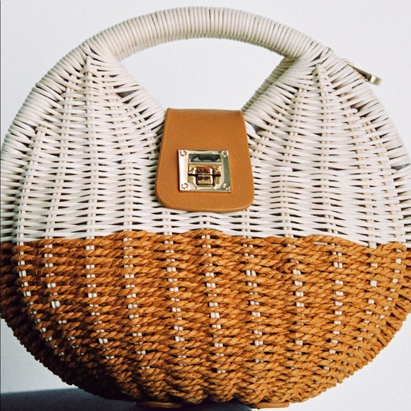 Crossbody woven bag - Picture 2 of 8